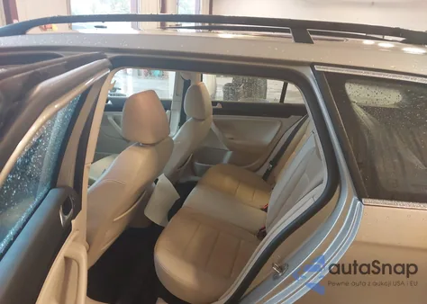 2013 Volkswagen Jetta Sportwagen 2.0L Tdi z USA, uszkodzony, nr VIN 3VWPL7AJ9DM660205